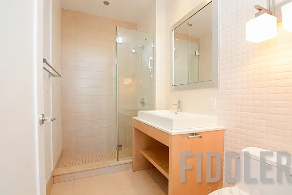 Rented by Fiddler Realty | media 9