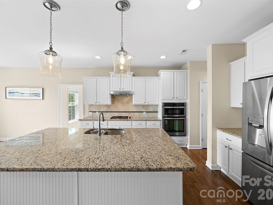 14915 Country Lake Dr, Pineville, NC 28134 | Zillow