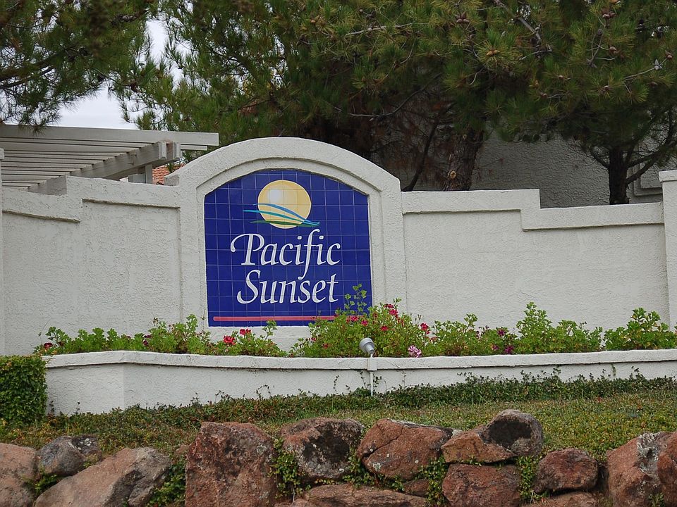 1st image of 2906 Beachcomber Dr E