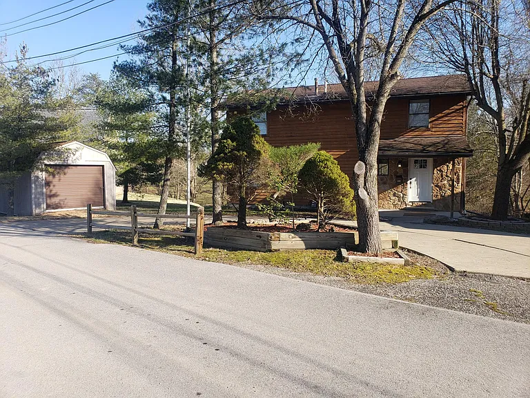 2408 Worthington Vw — Photo 18