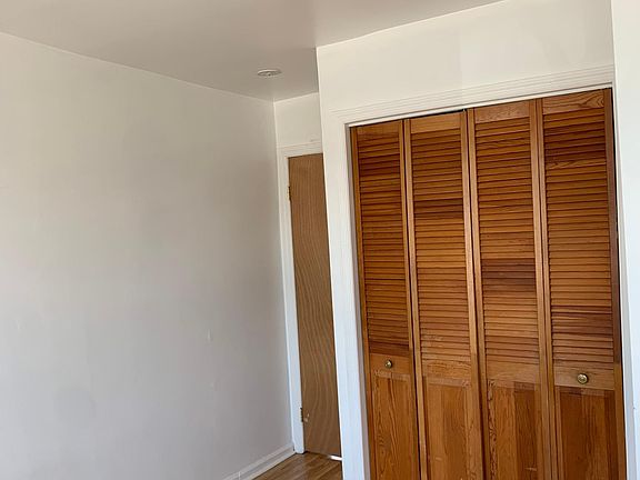 2nd image of 188 6th St Floor 3