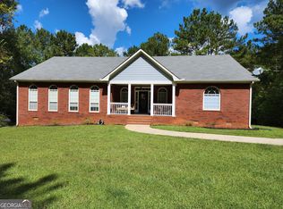 327 Douglas Creek Rd, Flovilla, GA 30216