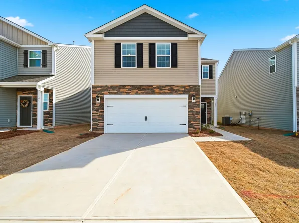 608 13th Avenue Dr NE, Hickory, NC