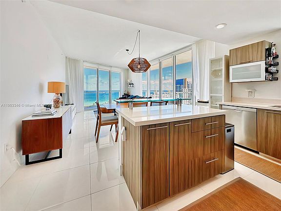 3rd image of 6700 Indian Creek Dr #Penthouse 2