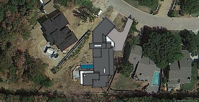 2nd image of 4540 E 85th St S