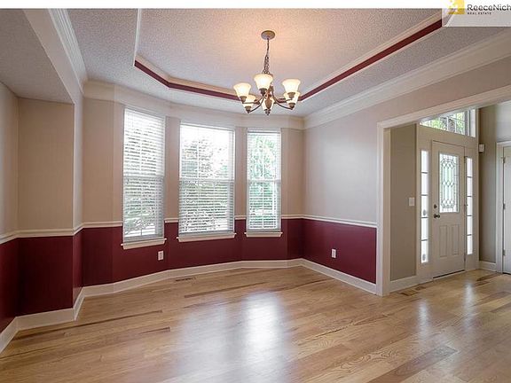 4th image of 23717 W 54th Ter