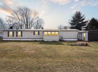 30072 Mockingbird Ct, Elkhart, IN 46517