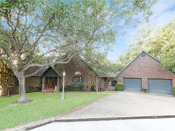 2nd image of 2804 Pack Saddle Dr