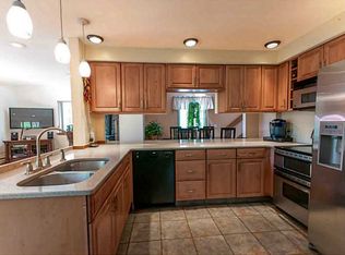 11 Valley Dr, Westerly, RI 02891