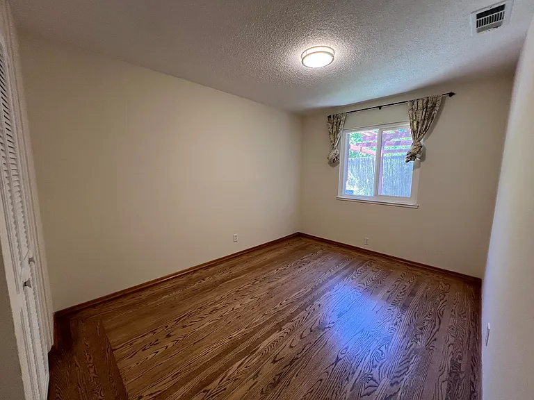 4067 Wesley Way — Photo 16