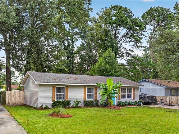 2nd image of 524 Mary Scott Dr