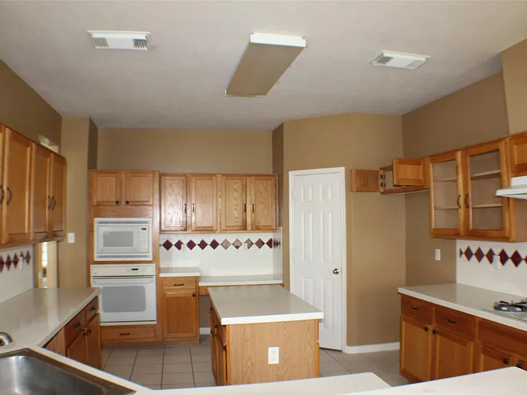 12231 Ashford Park Dr — Photo 15
