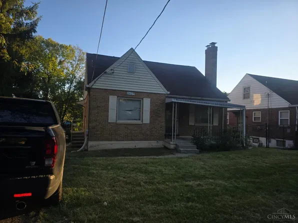 2627 Gehrum Ln, Cincinnati, OH 45238