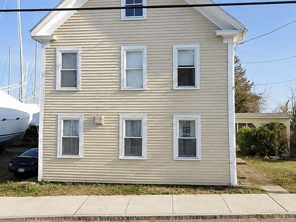 4th image of 360 Merrimac St