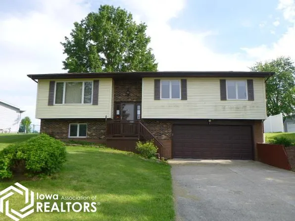 16 N Oak Dr, Keokuk, IA 52632