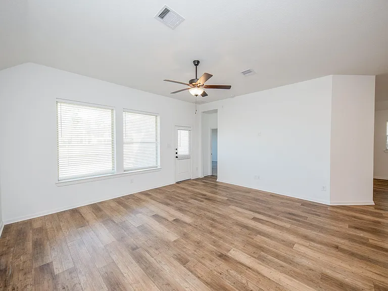 42514 Summer Crest Rd — Photo 17