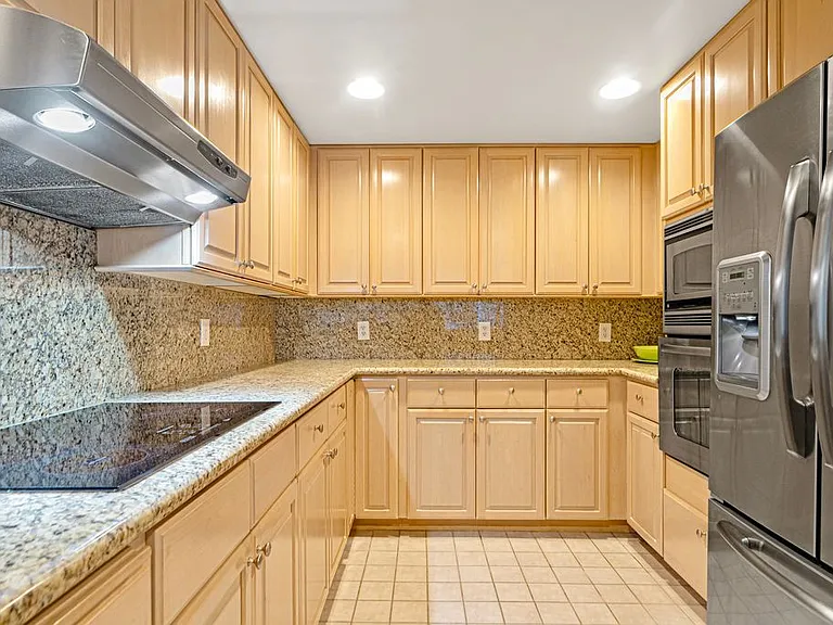 177 107th Ave NE #1508 — Photo 9