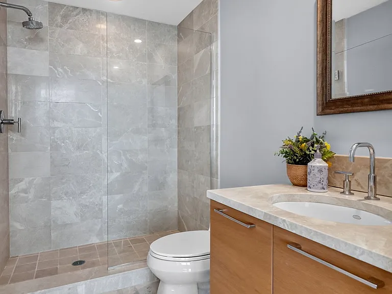 17001 Collins Ave #3402 — Photo 22