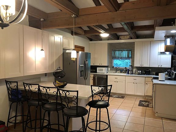 3rd image of 512 Dalewood Dr