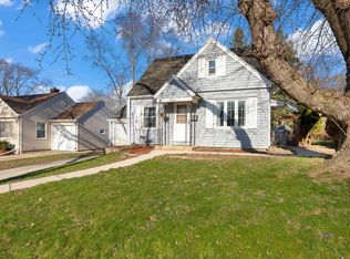 3060 S 53rd St, Milwaukee, WI 53219