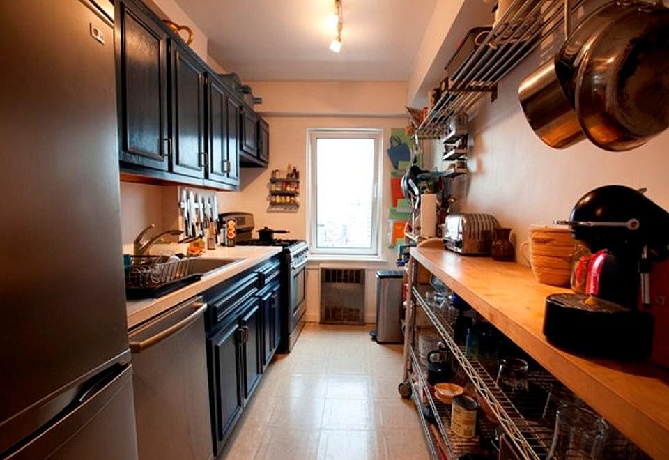 2nd image of 182 W Houston St #14C