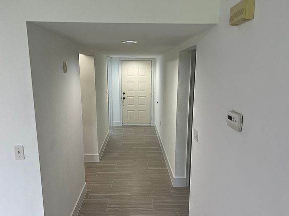 3rd image of 1208 Commonwealth Cir #J-102