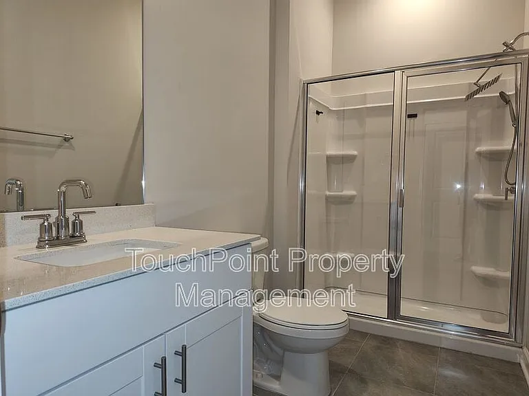 115 Sentinel Ct — Photo 17