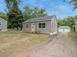 3030 Hubbell Ave, Des Moines, IA 50317