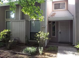 3526 Gold Creek Ln, Sacramento, CA