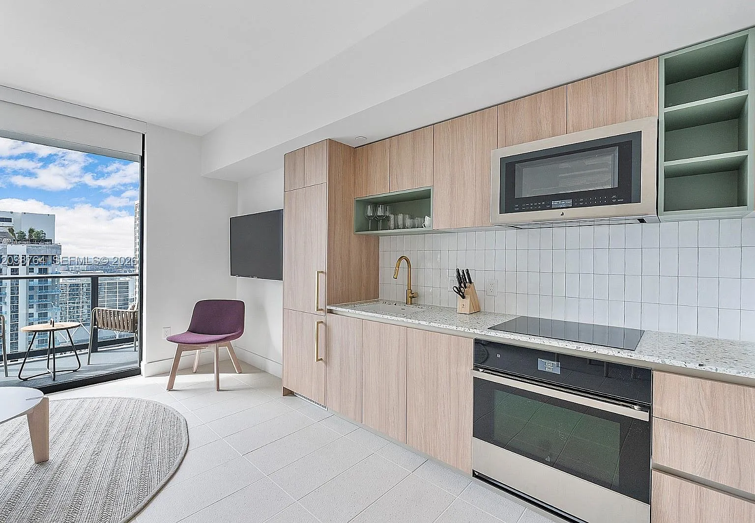 Gale Residences — Photo 3