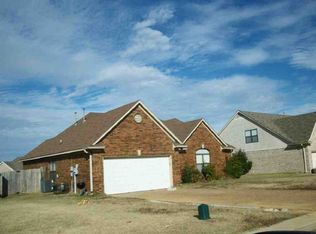 290 Mossy Springs Dr, Oakland, TN 38060