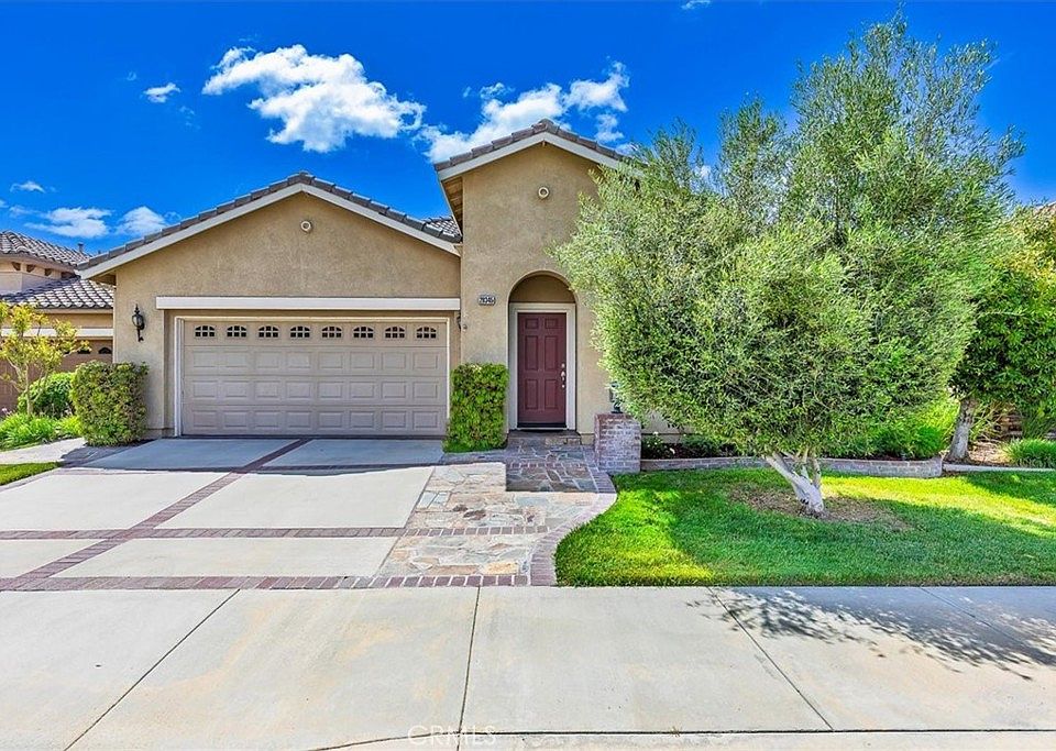 1st image of 28345 Hearthside Dr
