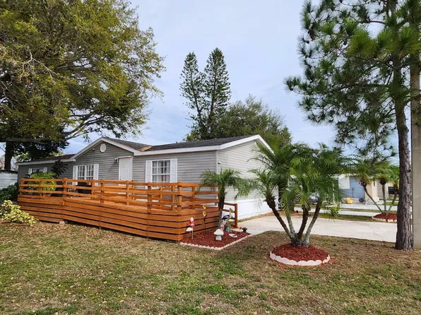 9818 Palm Way, Tampa, FL 33635