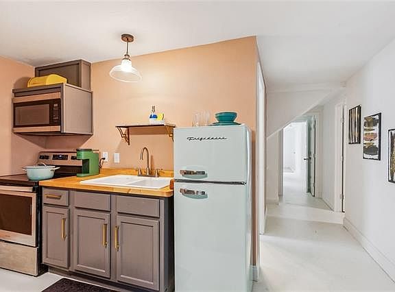 4th image of 1034 Henriette Delille St
