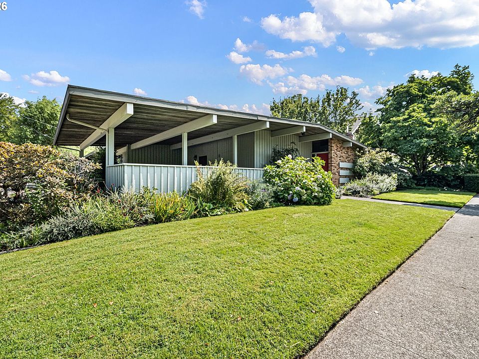 2255 Alder St, Eugene, OR 97405 | Zillow