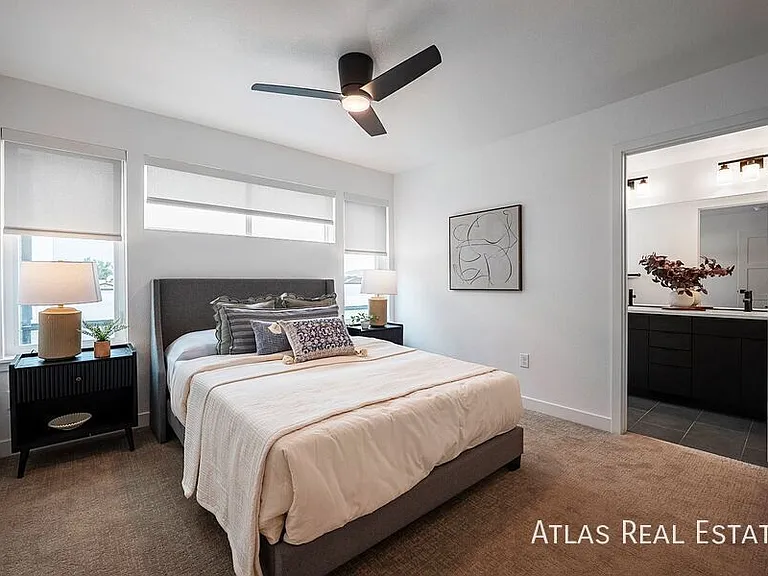 240 Osiander Street — Photo 34