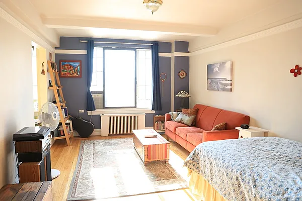 Rented by Corcoran | media 12