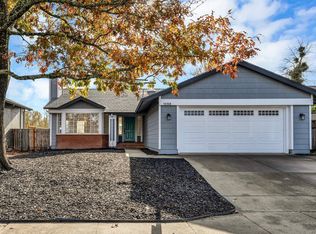 1056 Hampshire Ln, Windsor, CA 95492