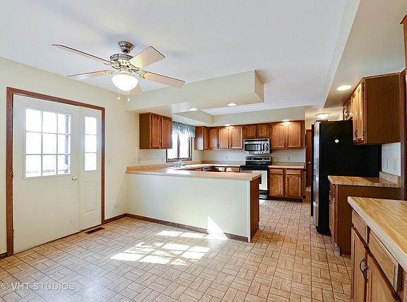 5th image of 1503 Carlisle Ln