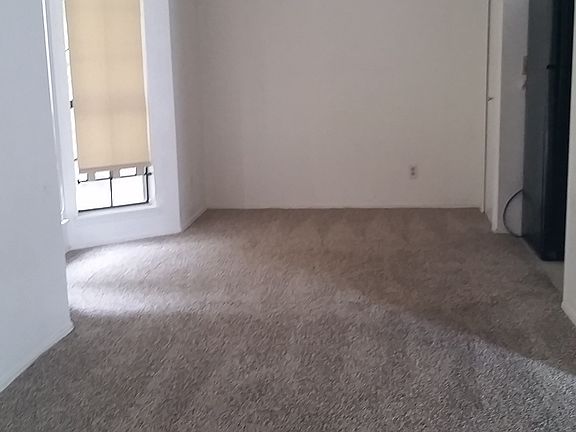 4th image of 3109 Boxwood Ln