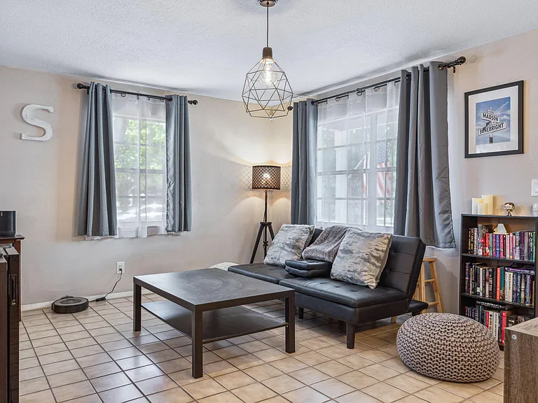 1308 Lynn Ave — Photo 11