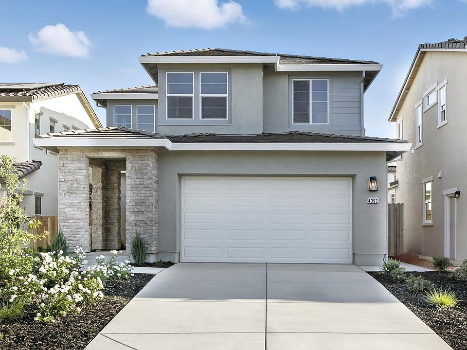 1st image of 4393 Canyon Coral Way