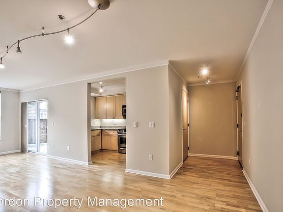 3rd image of 2001 McAllister St APT 104