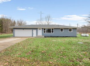 63041 70th St, Watervliet, MI 49098