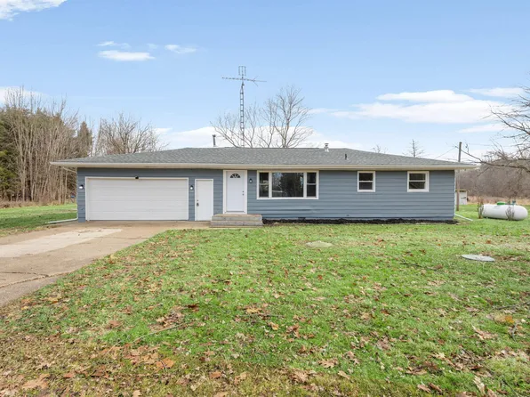 63041 70th St, Watervliet, MI 49098