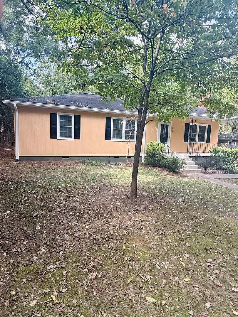 3BR Normaltown Charmer — Photo 2