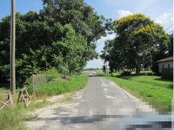 5th image of 106 Berry Rd
