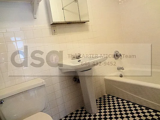 Rented by DSA Realty | media 37