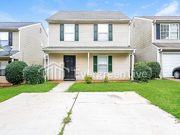 2nd image of 450 Kara Ln