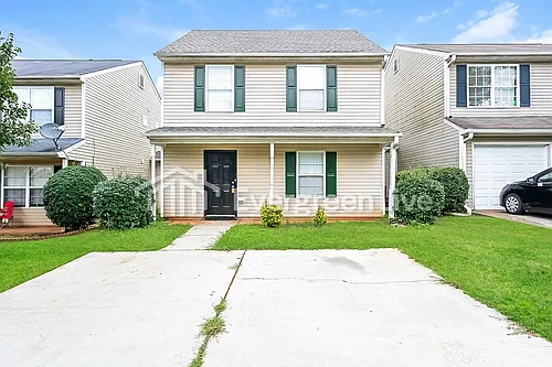 450 Kara Ln Photo 1
